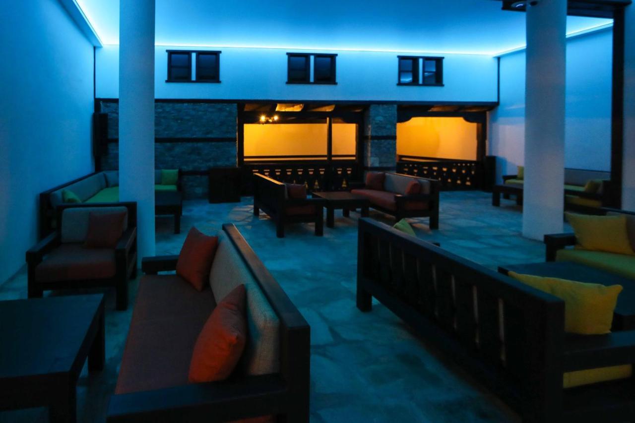 Hotel Лештен Экстерьер фото
