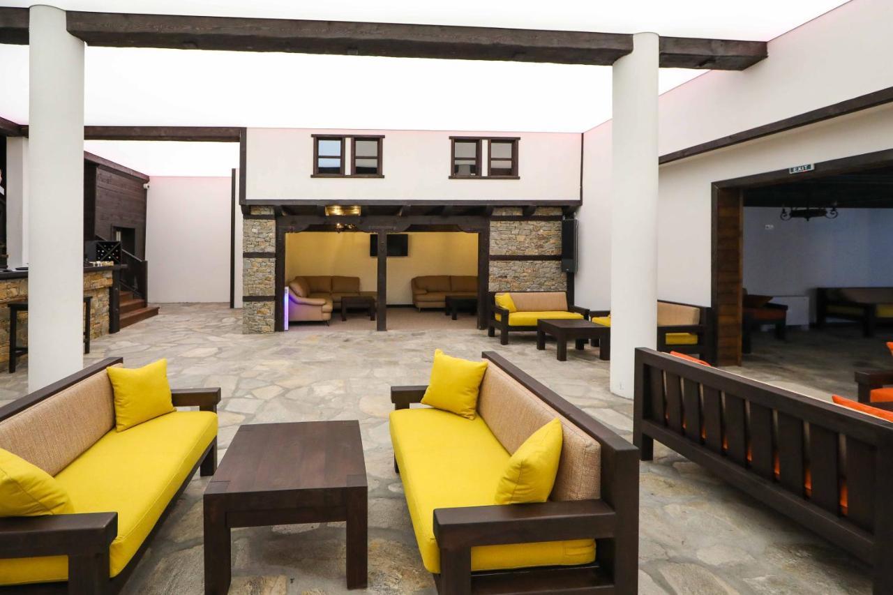 Hotel Лештен Экстерьер фото