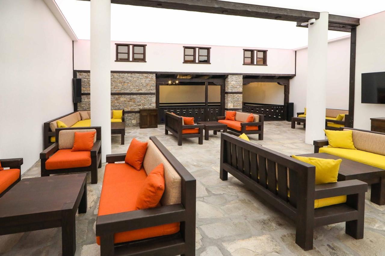Hotel Лештен Экстерьер фото