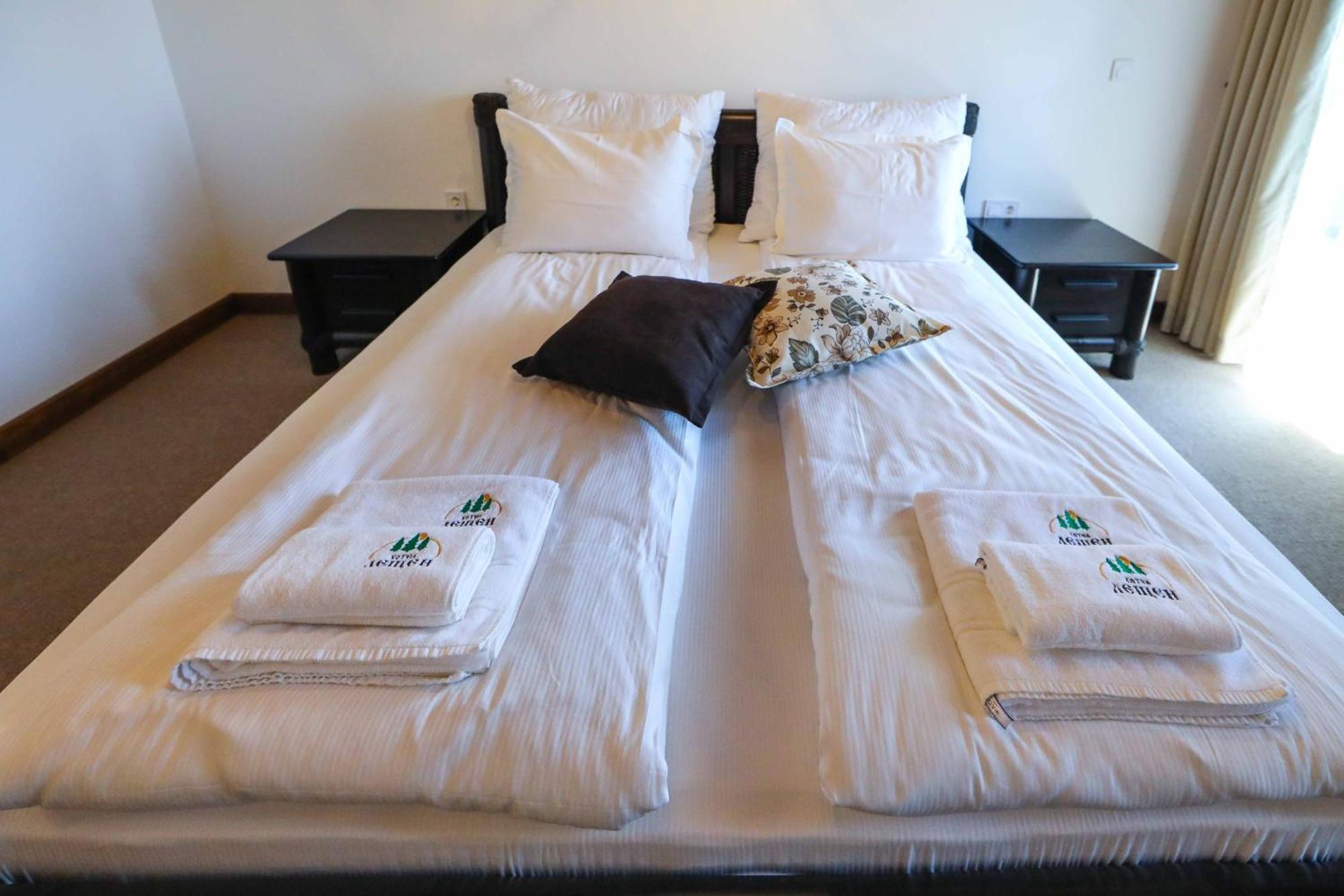 Hotel Лештен Номер фото