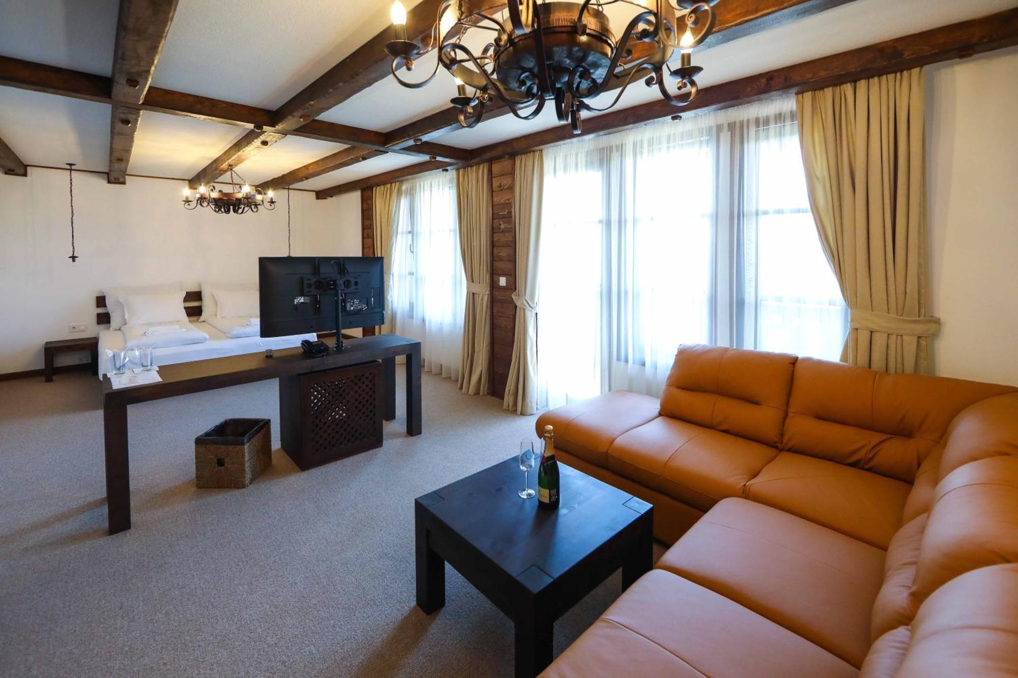 Hotel Лештен Номер фото