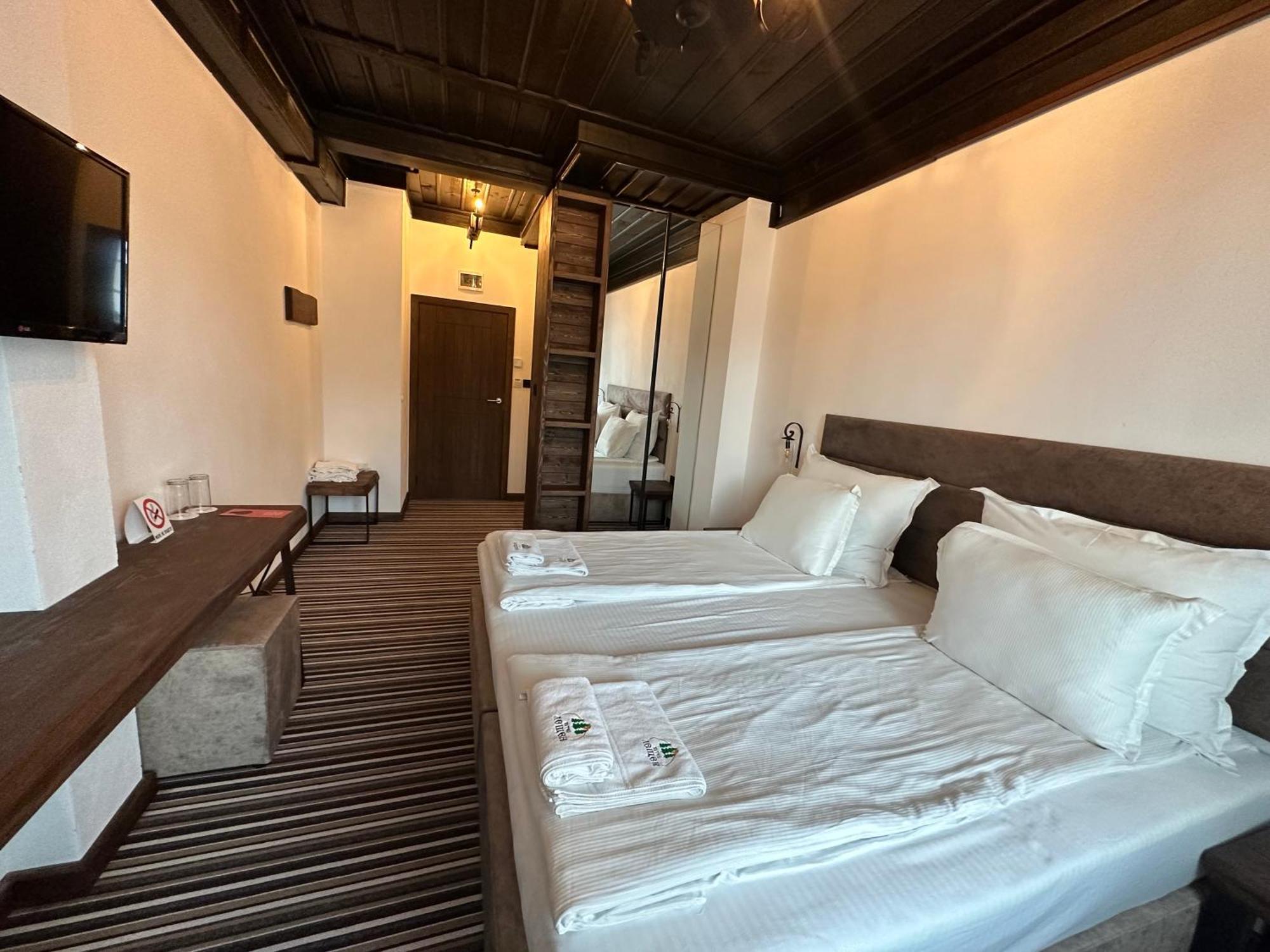 Hotel Лештен Экстерьер фото